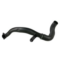 Przewód powietrza doładowującego na chłodnicy powietrza doładowującego