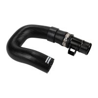 Przewód powietrza doładowującego z chłodnicy powietrza doładowującego do turbosprężarki