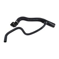 Wąż chłodnicy pod chłodnicą