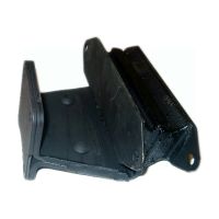 Tylne mocowanie skrzyni biegów