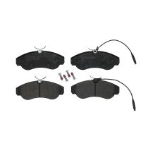 Klocki hamulcowe przednie ze śrubami Brembo