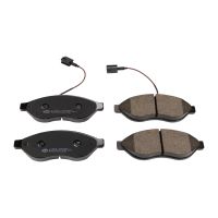 Klocki hamulcowe przednie 2x linki zużywające się 15-calowe opony Magneti Marelli