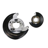 Zestaw hamulcowy wstępnie zmontowany na płytach kotwiących po lewej stronie