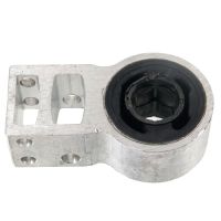 Silent block wahacz przedni prawy