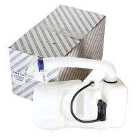 Zbiornik spryskiwacza przedniej szyby z pompką