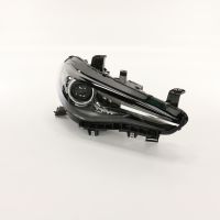 Reflektor przedni prawy z lampami wyładowczymi