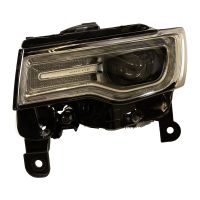 Przedni lewy reflektor