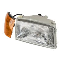 Przedni prawy reflektor