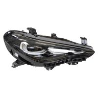 Przedni prawy reflektor