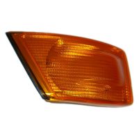 Kierunkowskaz przedni prawy bursztynowy