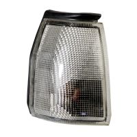 Wskaźnik przedni prawy biały