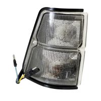 Wskaźnik przedni prawy biały