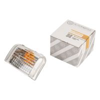 Prawa osłona kierunkowskazu w lusterku do kierunkowskazów 16-watowych, z pomarańczową osłoną w środku.