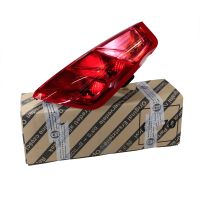 Tylne światło po prawej z częścią elektryczną