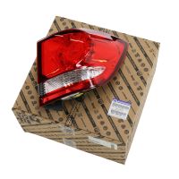 Tylne światło po prawej na zewnątrz