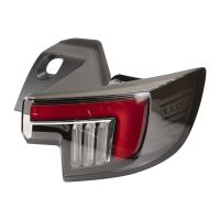 Światło tylne zewnętrzne po prawej stronie