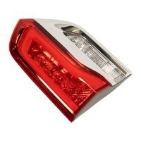 Tylne światło po lewej stronie wewnątrz