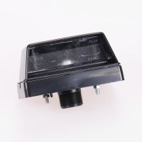 Oświetlenie tablicy rejestracyjnej na lewym płaskim stole