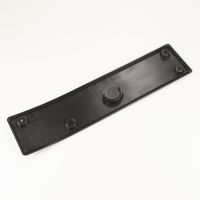 Przedni uchwyt na tablicę rejestracyjną