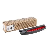 Trzecie światło hamowania w środku