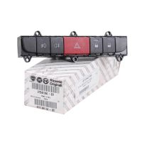 Panel przełączników w środku świateł przeciwmgielnych