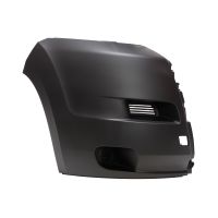 Narożnik prawego przedniego zderzaka zagruntowany