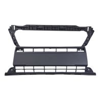 Środkowy przedni zderzak zagruntowany