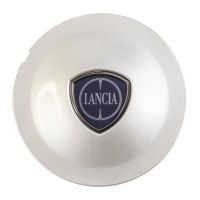 Kołpak piasty koła Ø130mm wygięty na zewnątrz