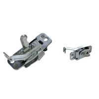 Napastnik w drzwiach przesuwnych w prawym górnym rogu