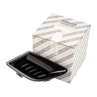 Zaślepka na przedni zderzak po prawej stronie