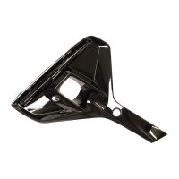 Osłona atrapy na przednim zderzaku po prawej stronie