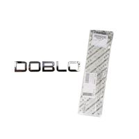 Napis *Doblo* z tyłu