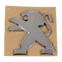 Emblemat lew tylna klapa pojazdu PSA OE 98185372DX