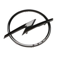 Emblemat na chłodnicy Opla